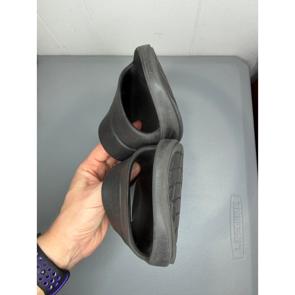OOFOS OOahh Recovery Slides Womens 7 Men’s 5 Black Sandals OOfoam Foam Slip On - Picture 4 of 10